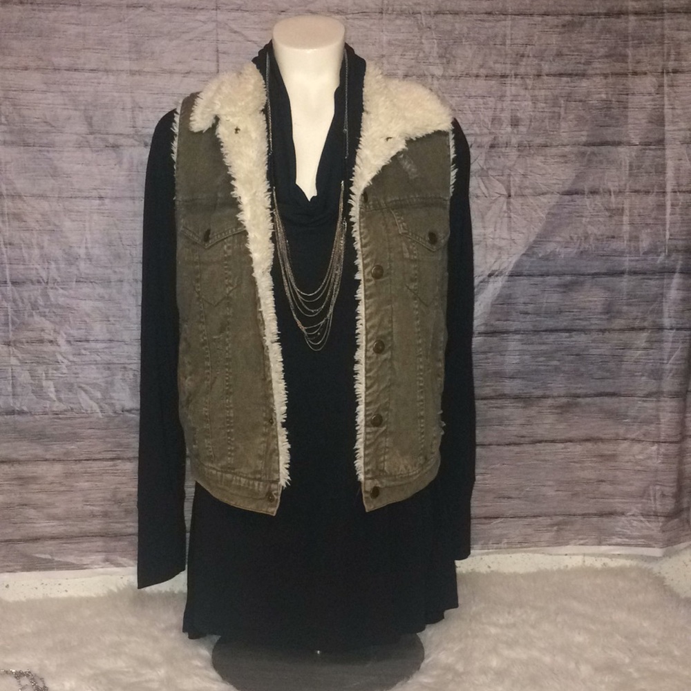 Gimmicks Distressed Denim Vest With Fur